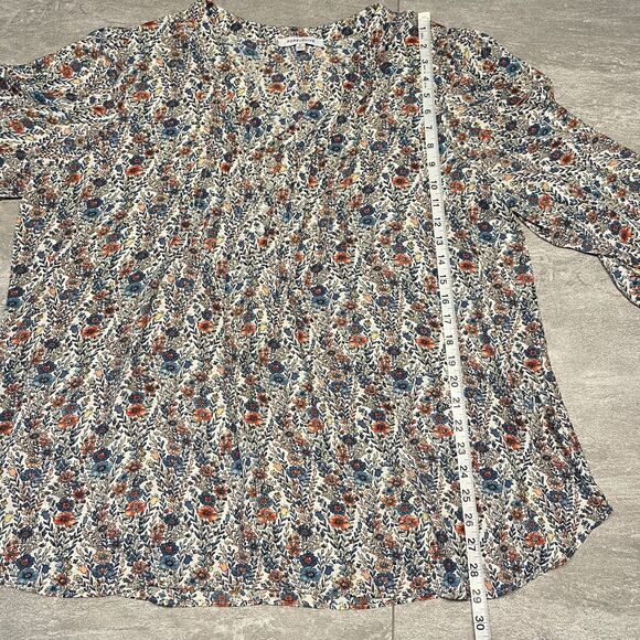 Rose & Olive 2X  Floral Botanical V-Neck Pintuck 3/4 Sleeve Popover Cottage - Picture 3 of 8